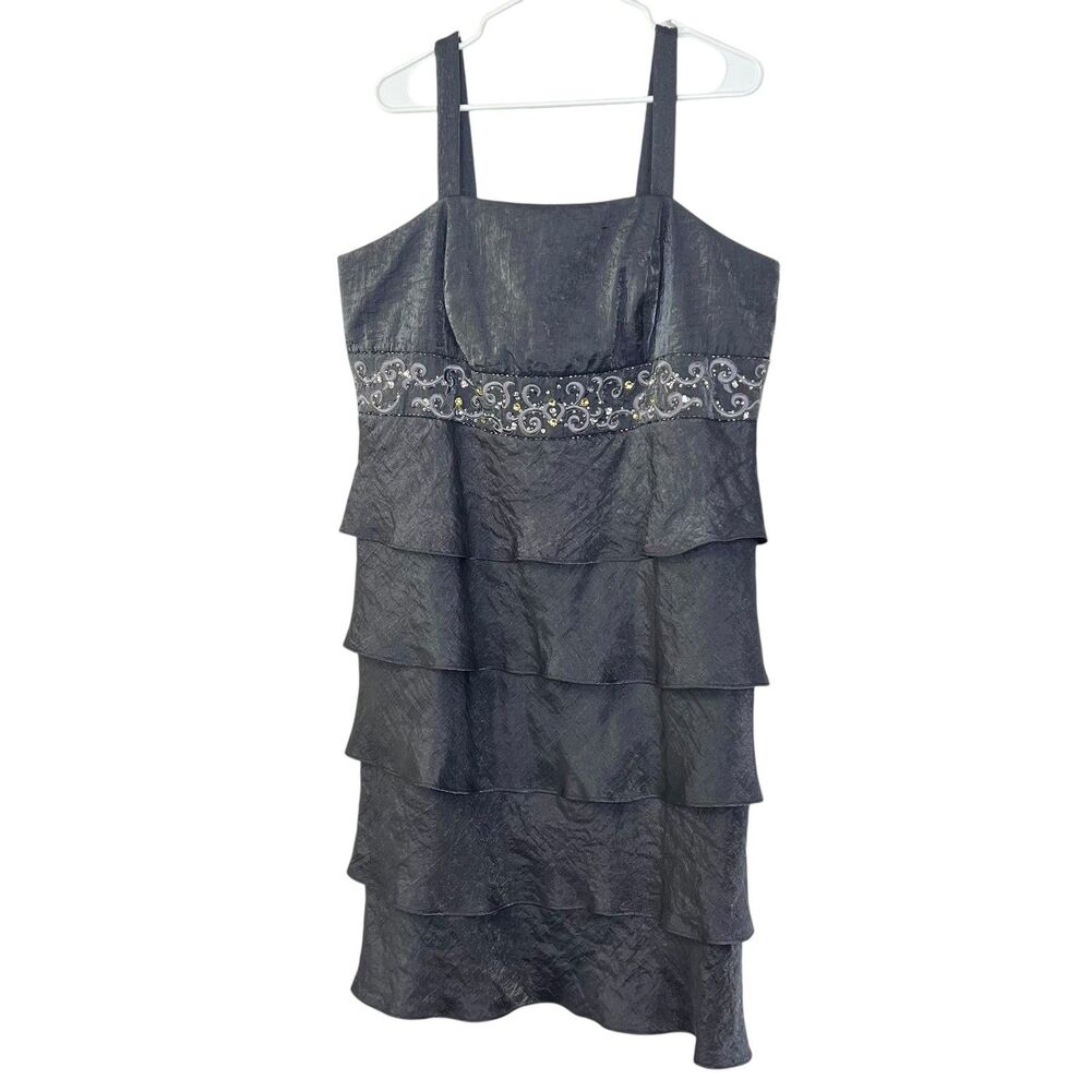 R&M Richards Woman Tiered Dress Embellished Formal Party Size 16W (1 Piece)